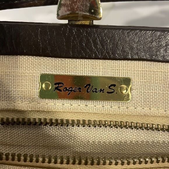 Roger Van S Gold Medallion‎ Vintage Genuine Suede Bag Baguette Brown Retro - Picture 6 of 12